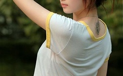 谁看了她的屁屁下载